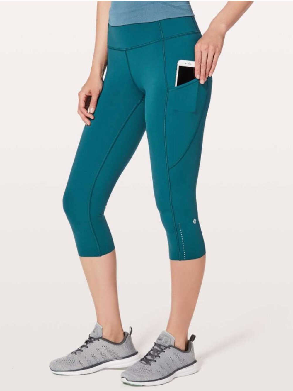 Lululemon sz 6 fast and free HR crop legging 19" W6AKHS